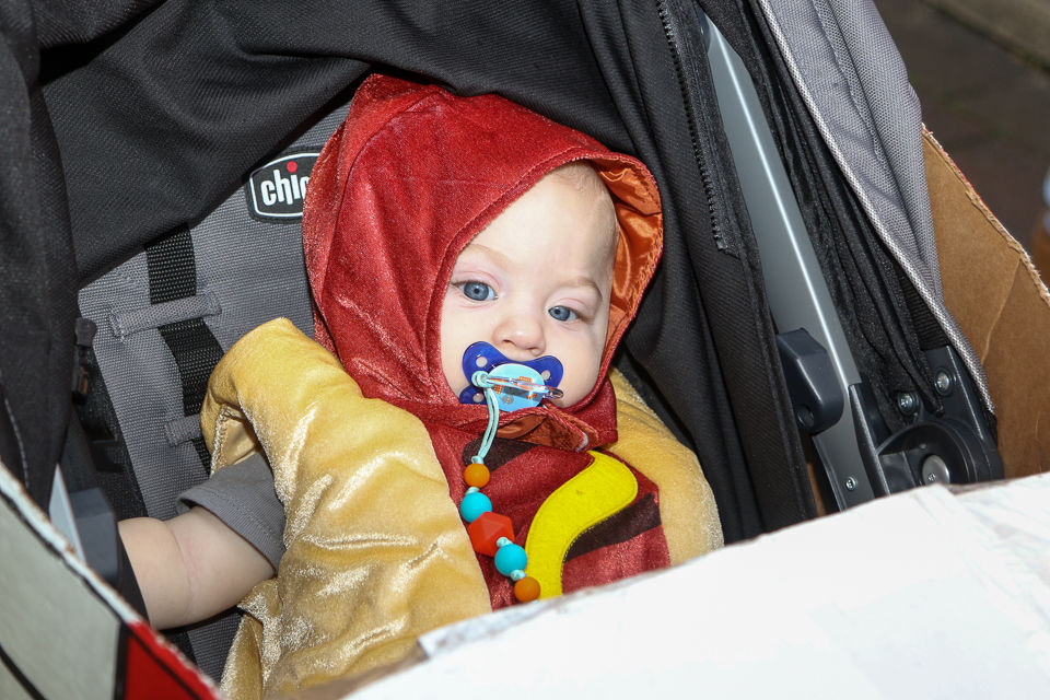 Halloween Trick or Treat Downtown Morganton 2019-9552.JPG